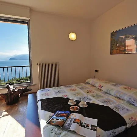 Appartement San Siro Sleeps 4 Pool *