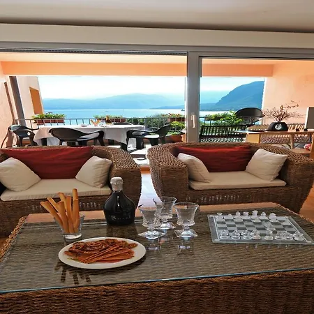 Apartment San Siro Sleeps 4 Pool San Siro (Lombardy)