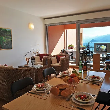 Apartment San Siro Sleeps 4 Pool San Siro (Lombardy)