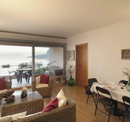 Apartment San Siro Sleeps 4 Pool San Siro (Lombardy)